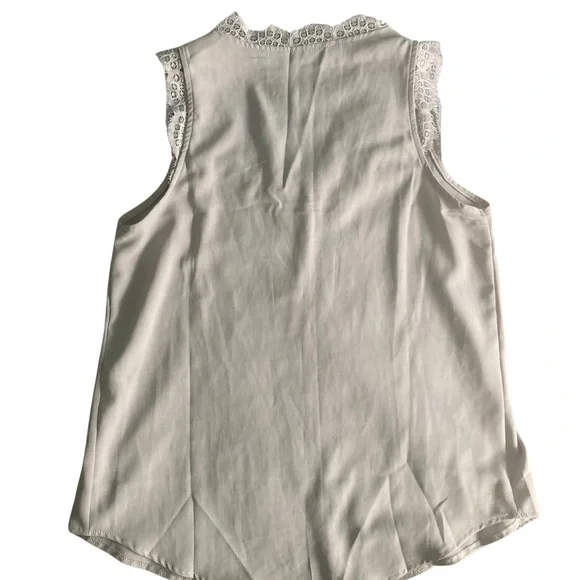 Gray Lace Trim Sleeveless Blouse Size S - Picture 6 of 8